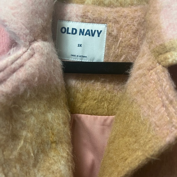 Old Navy Shacket - Picture 2 of 4